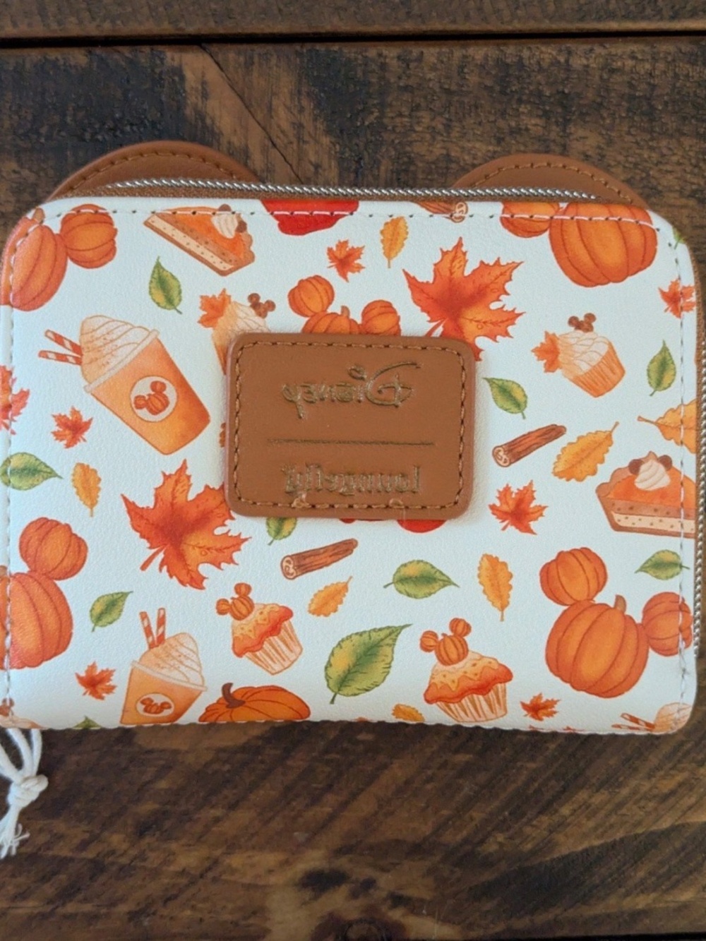 Disney Fall Pumpkin Mickey Loungefly Wallet NWT - Picture 2 of 4